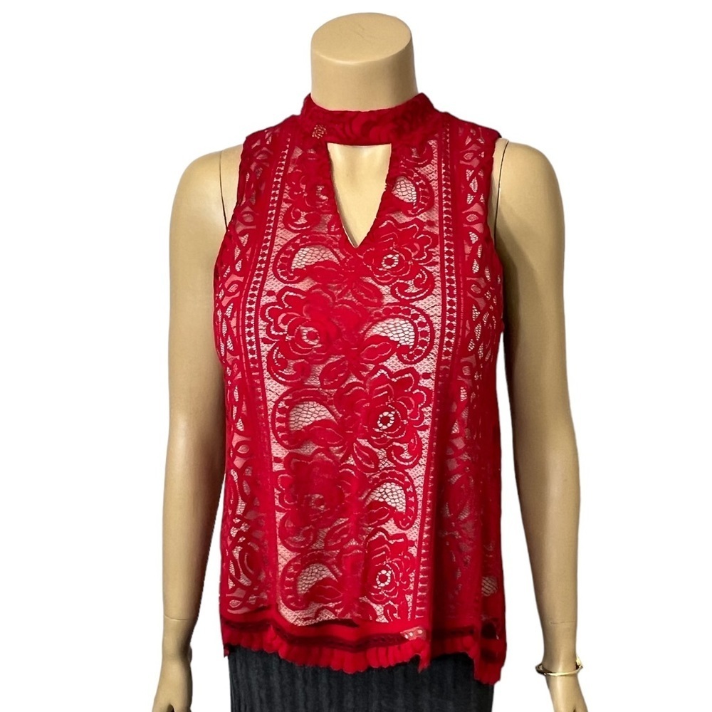 🔥🔥Love Fire Ladys Lace Top With Nude Shell under Blouse. Very Nice & ☑️